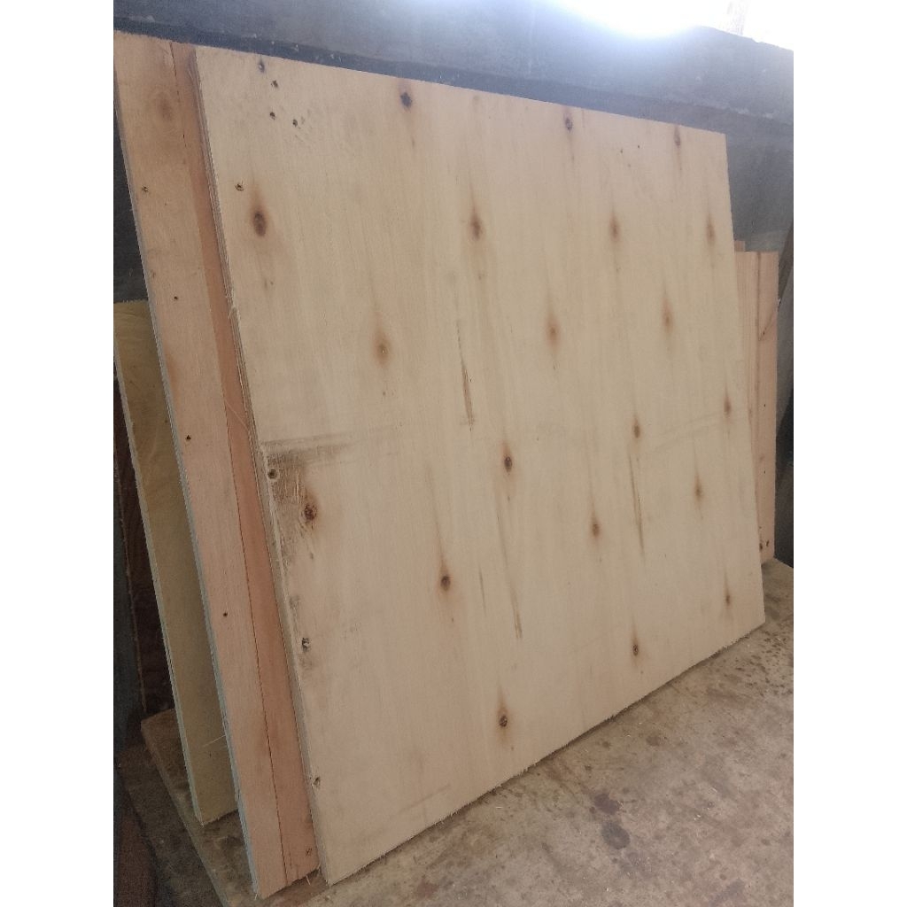 triplek bekas box pallet 40x100