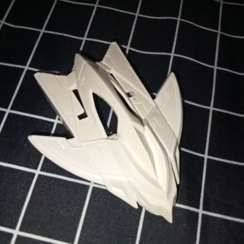 crush gear cover wing raptor putih