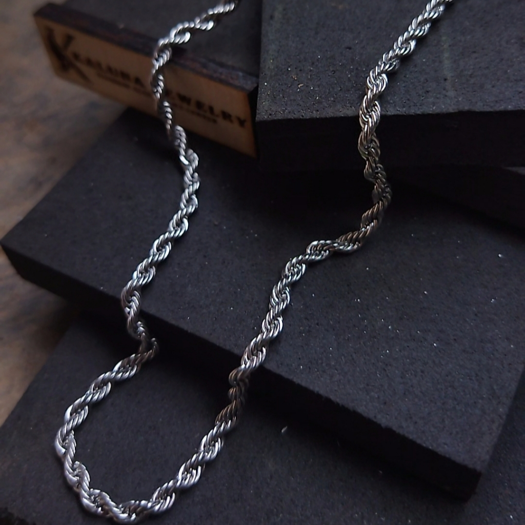 Kalung Pria Wanita Titanium Varian Model Tambang Warna Silver Perak Stainless Steel