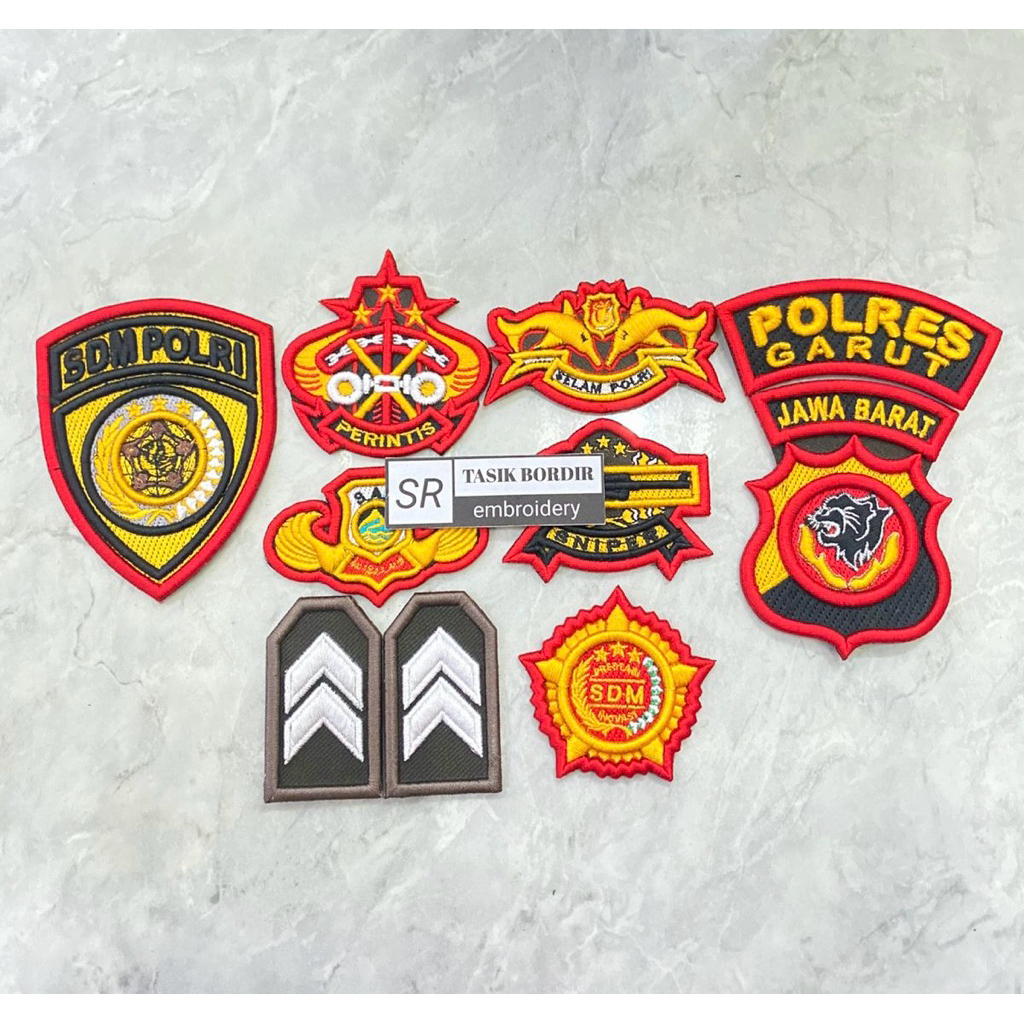 ATRIBUT SDM POLRI SATU SET