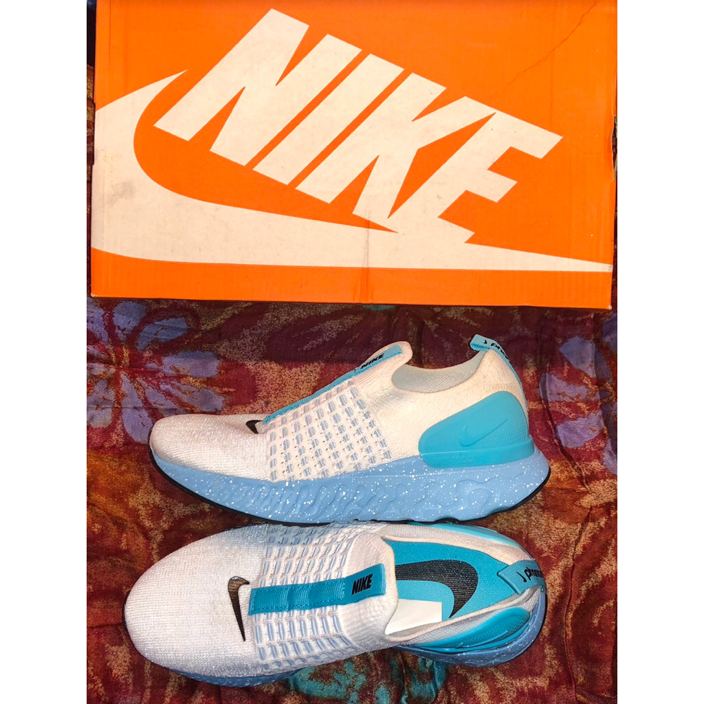 (Preloved) NIKE REACT PHANTOM RUN FLYKNIT 2 - White Glacier Blue - SEPATU NIKE WANITA