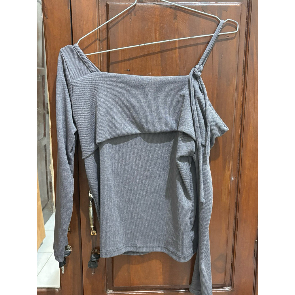 preloved off shoulder baju