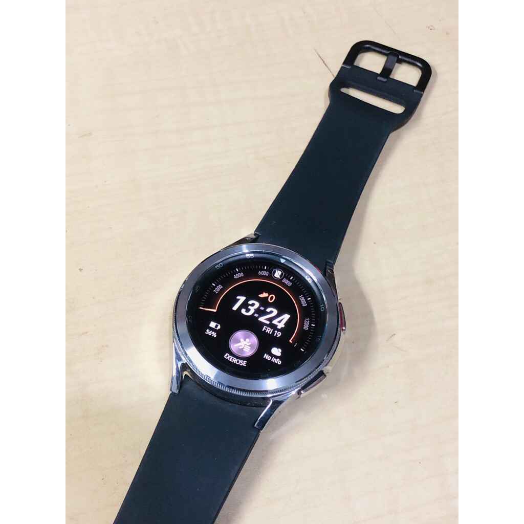 Samsung Galaxy Watch 4 Classic Silver