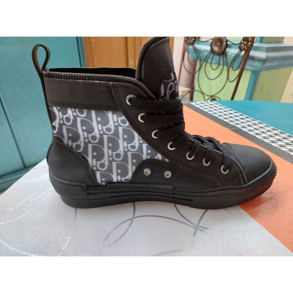 PRELOVED SEPATU DIOR HOMME SNEAKER BLACK HIGH TOPS