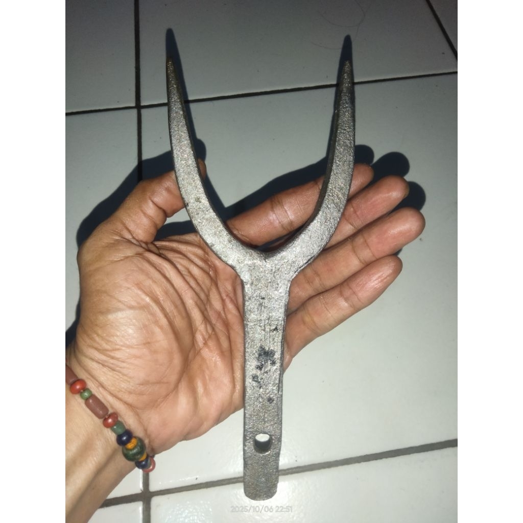 Pusaka Sepuh Tindih DwiSulaKabudhan Temuan Sungai Langka Murah K77