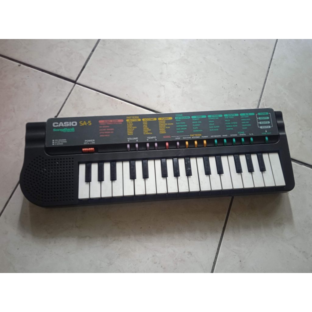 mainan edukasi piano keyboard Casio original sa 5 bekas