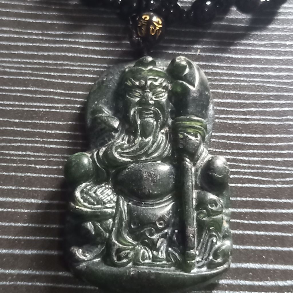 kalung liontin Giok Kwan Kong Hijau Serat Premium