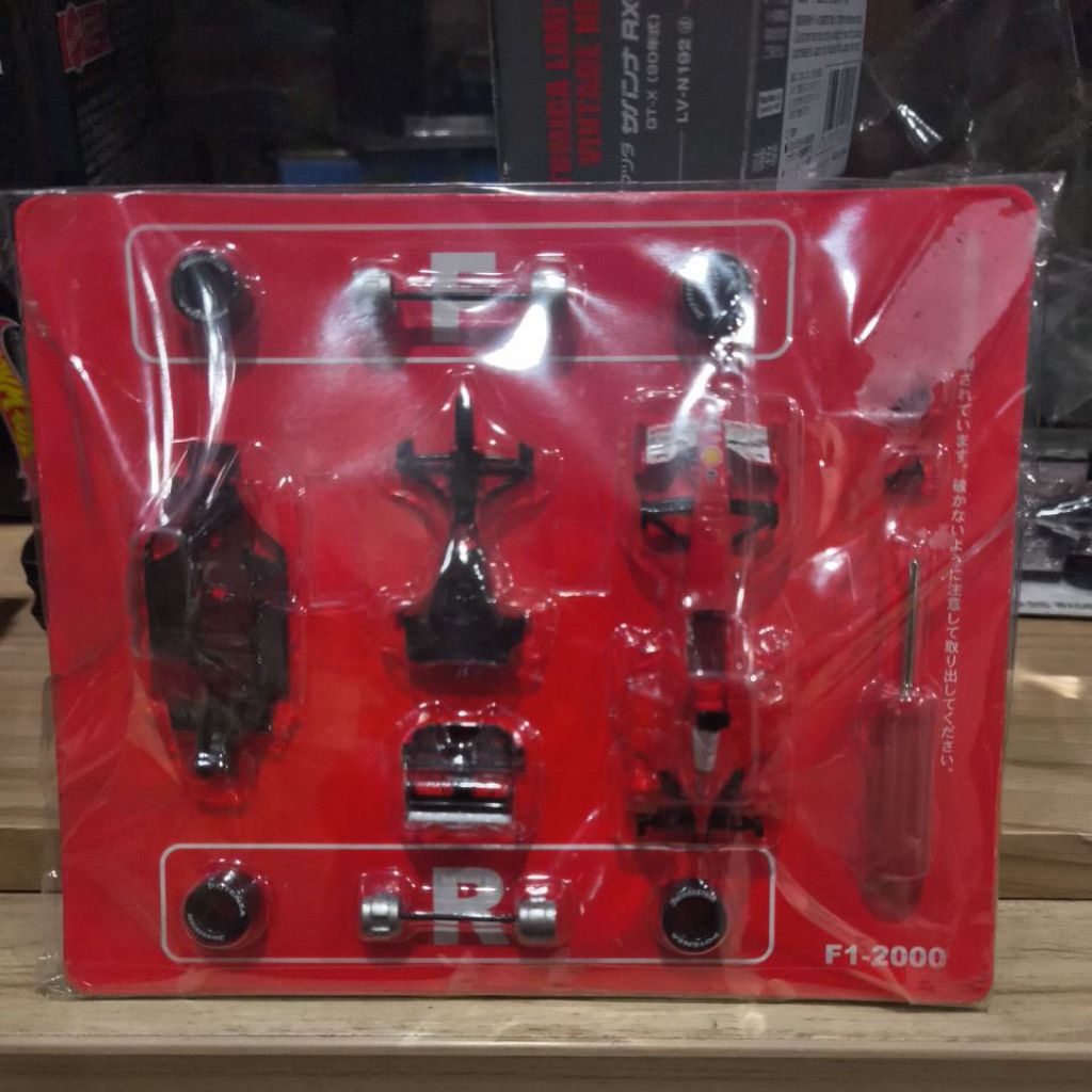 Kyosho Ferrari F1 F2000 no 3 Michael Schumacher