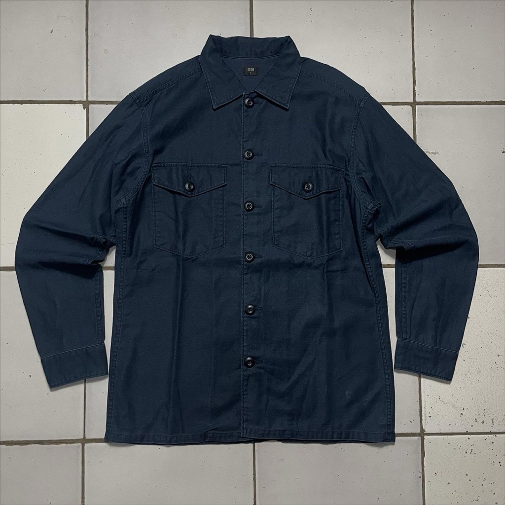 Kemeja Uniqlo Military OG 107