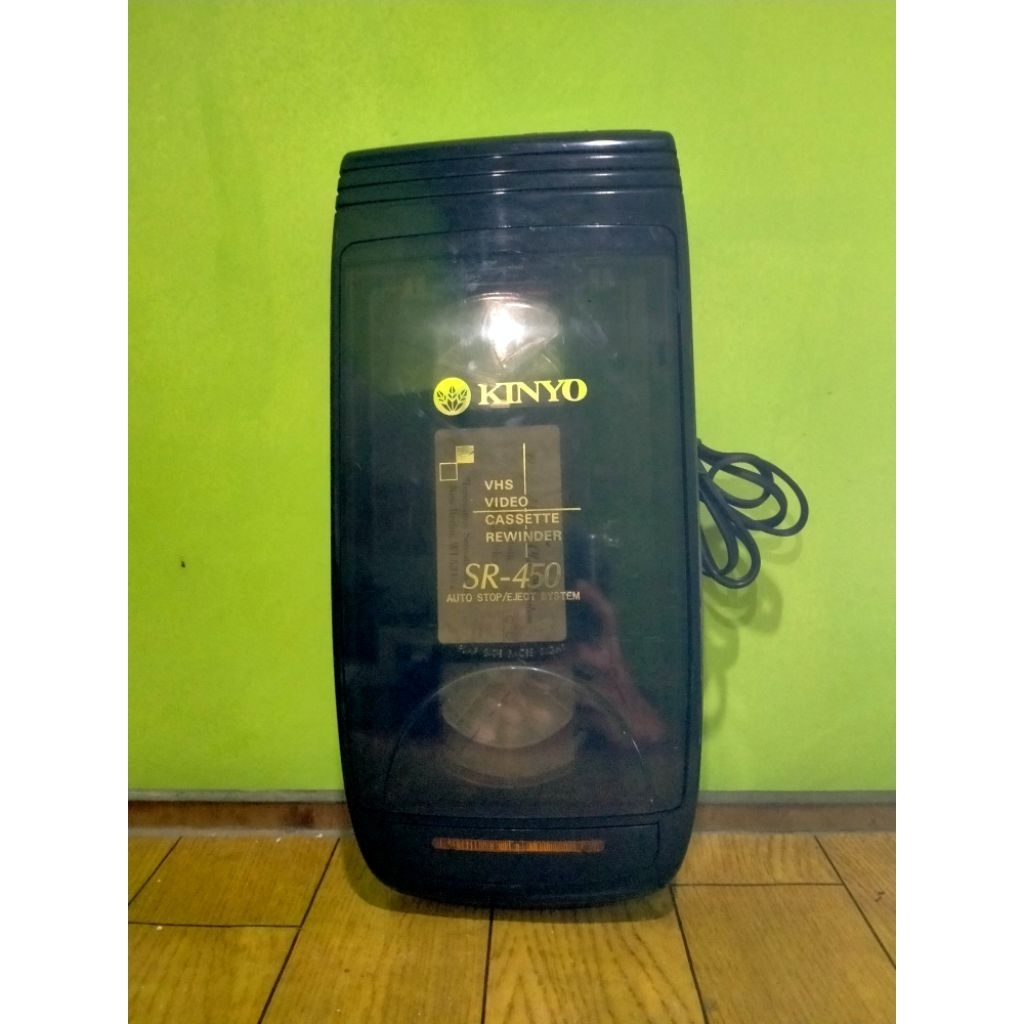 Pemutar Kaset VHS Merk Kinyo SR-450