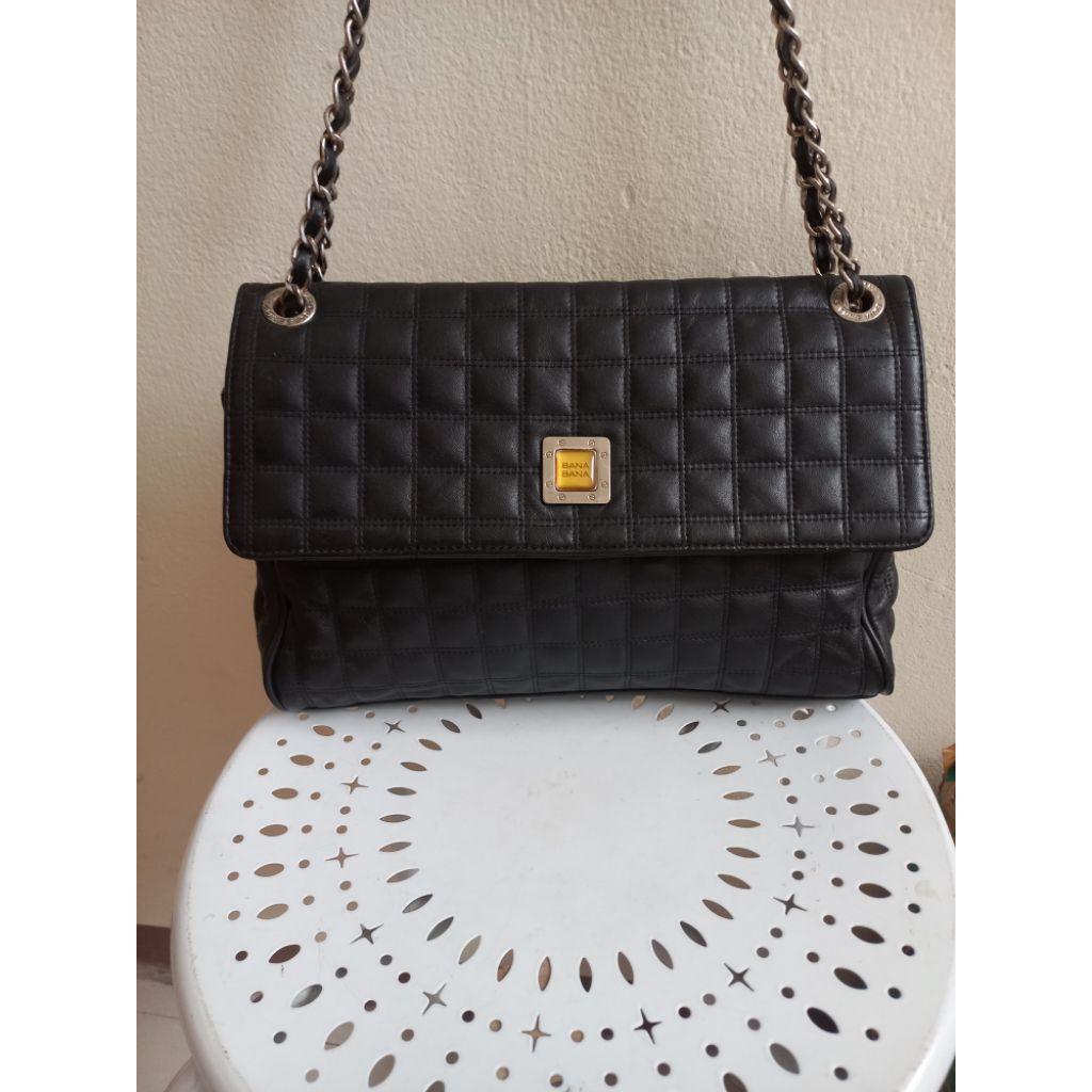 shoulder dan sling dari Bana Bana bahan kulas. lengkap talpan bawaan rantai mix kulit