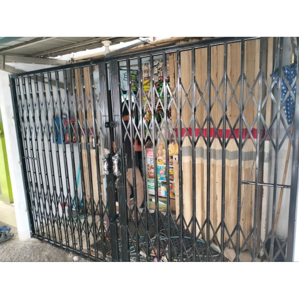 pintu harmonika pintu folding gate pintu rolling door