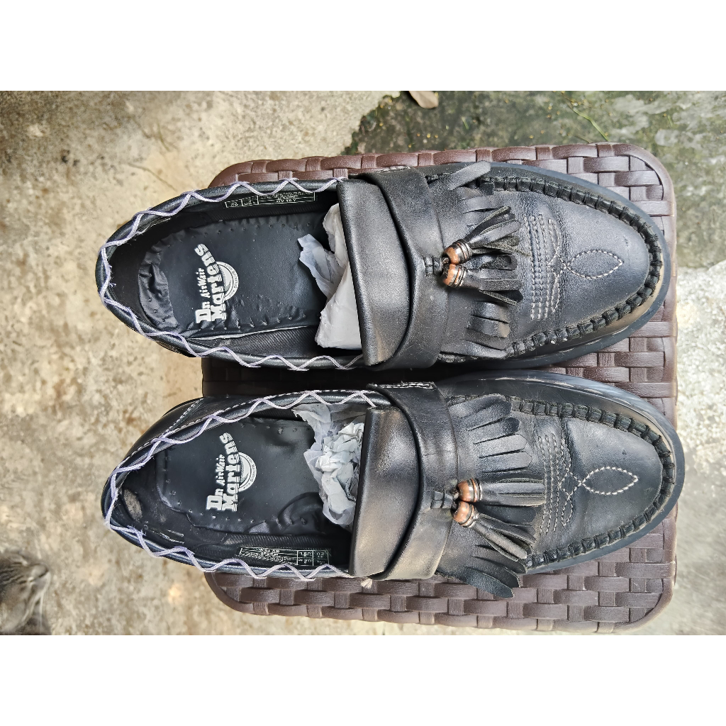 Sepatu Dr. Martens AirWair Adrian GA Black Original Preloved UK 7 EU 41 ORI 100%