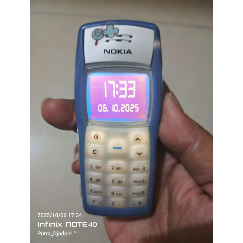 Nokia 1100 i HP Pocong Normal Original Mulus Jadul Langka Unik Imut Speaker Bass Stereo Joss khas Xp