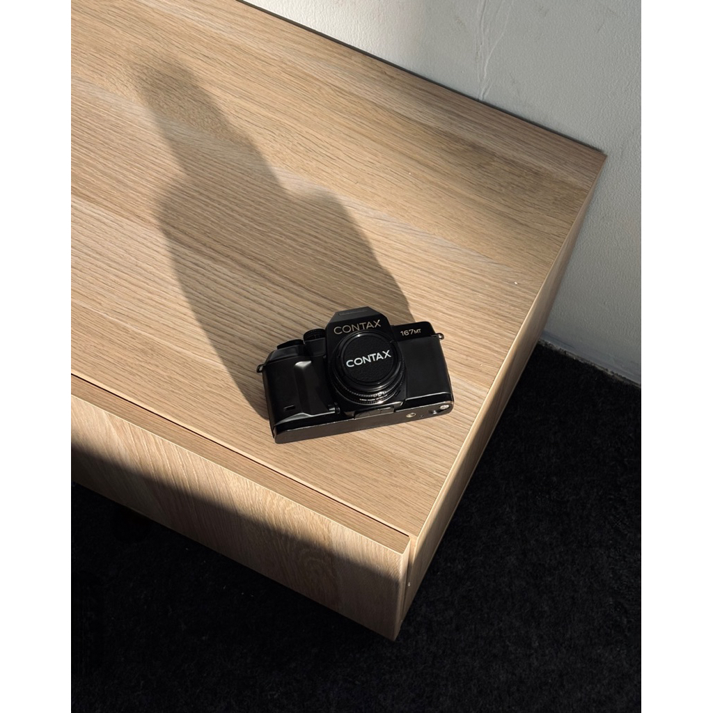 Contax 167MT Lensa Carl Zeiss Tessar 45/2.8 Analog Otomatis