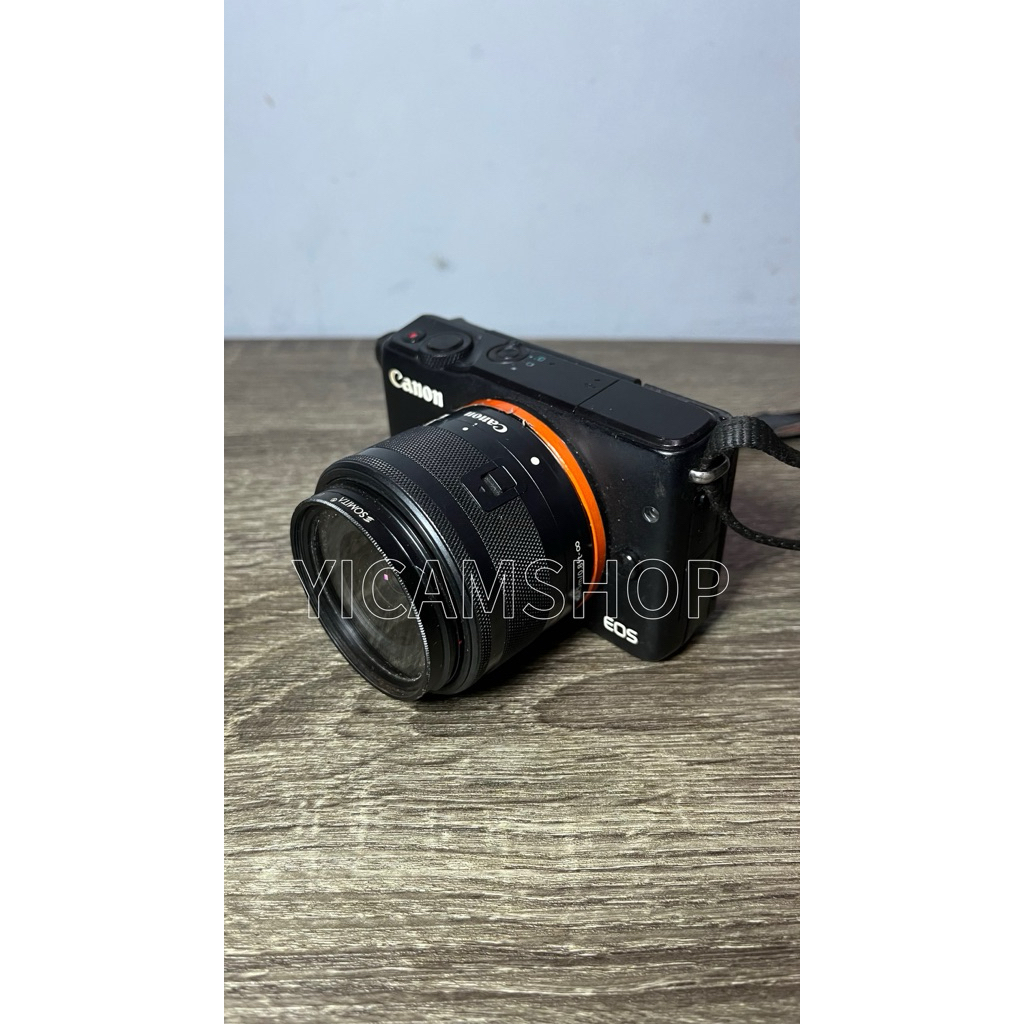 MIRRORLESS CANON M10