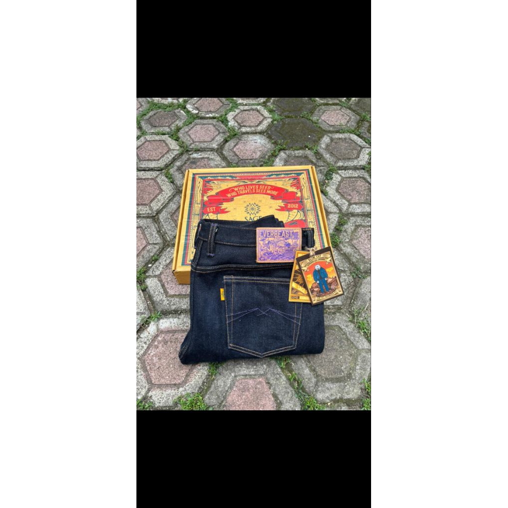 Sage Denim Everbeast 25oz