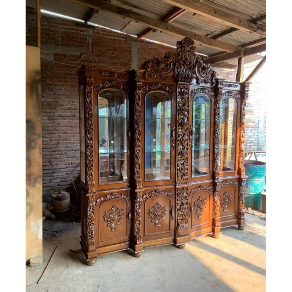 Lemari hias shima / bufet tumpuk shima