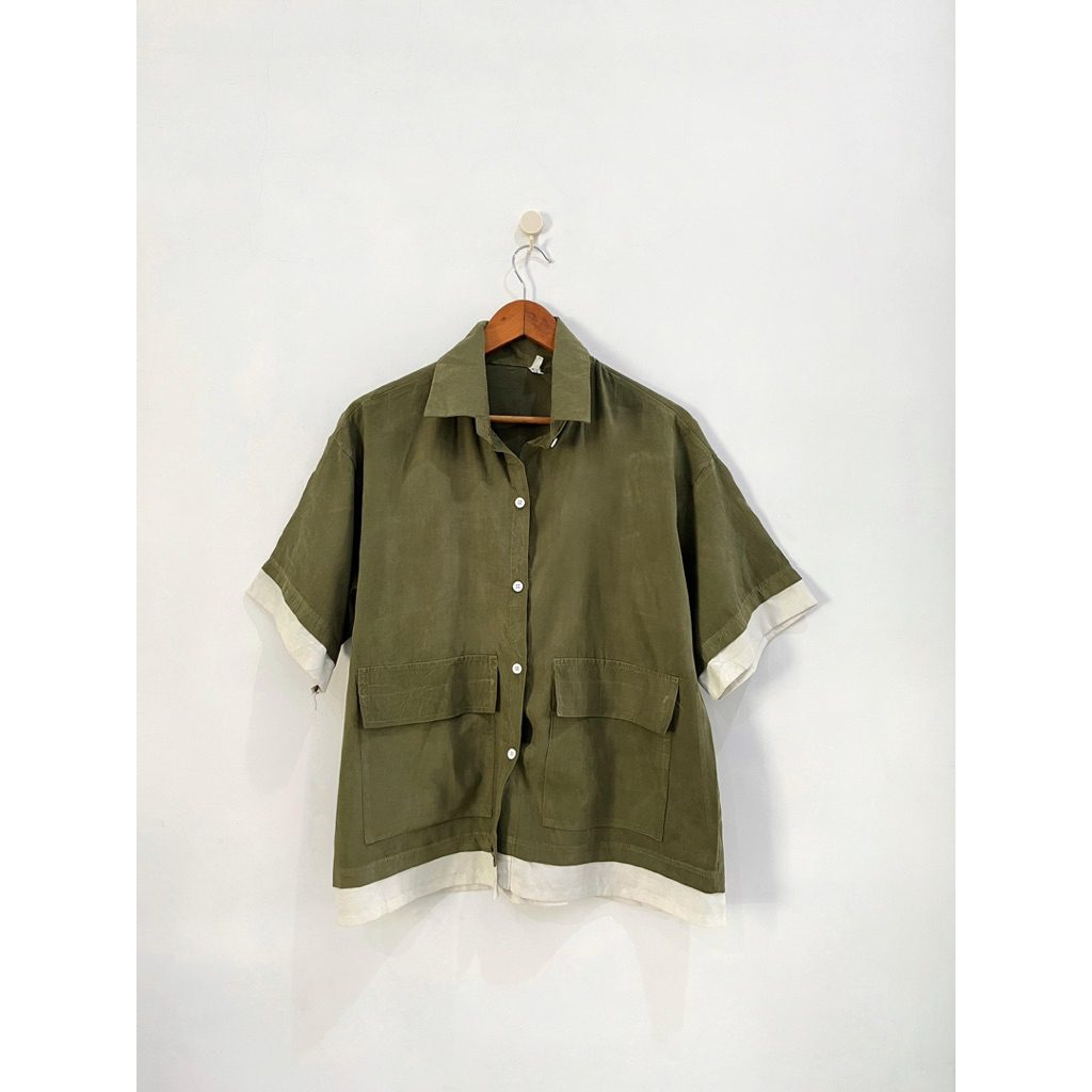 PRELOVED army green shirt