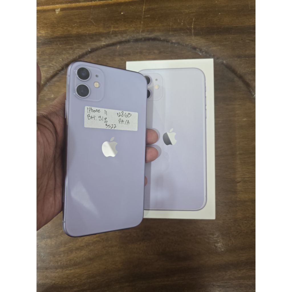 iphone 11 ungu 128gb PA/A
