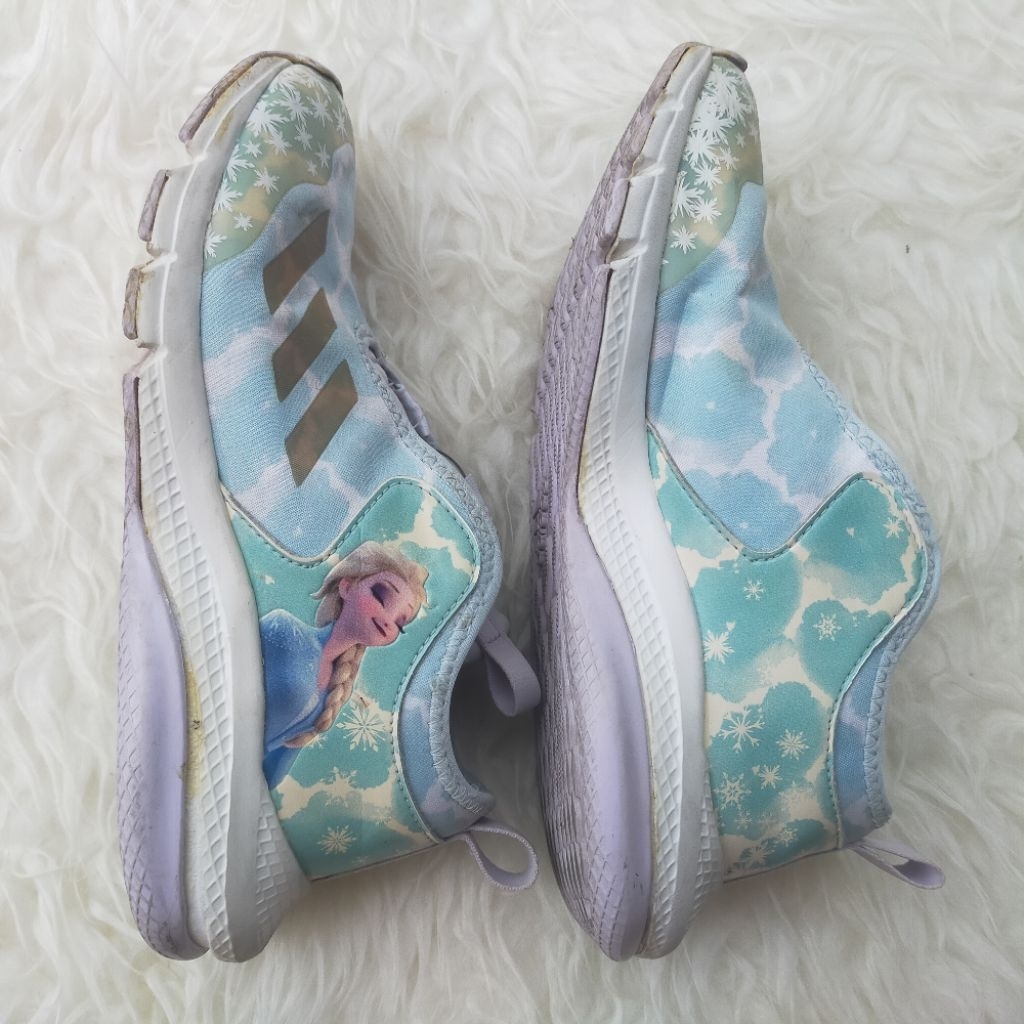 Preloved Sepatu Anak Cewek Adidas Frozen Ukuran 34, Cowok F50 League In J Ukuran 33, Cowok Nike Star
