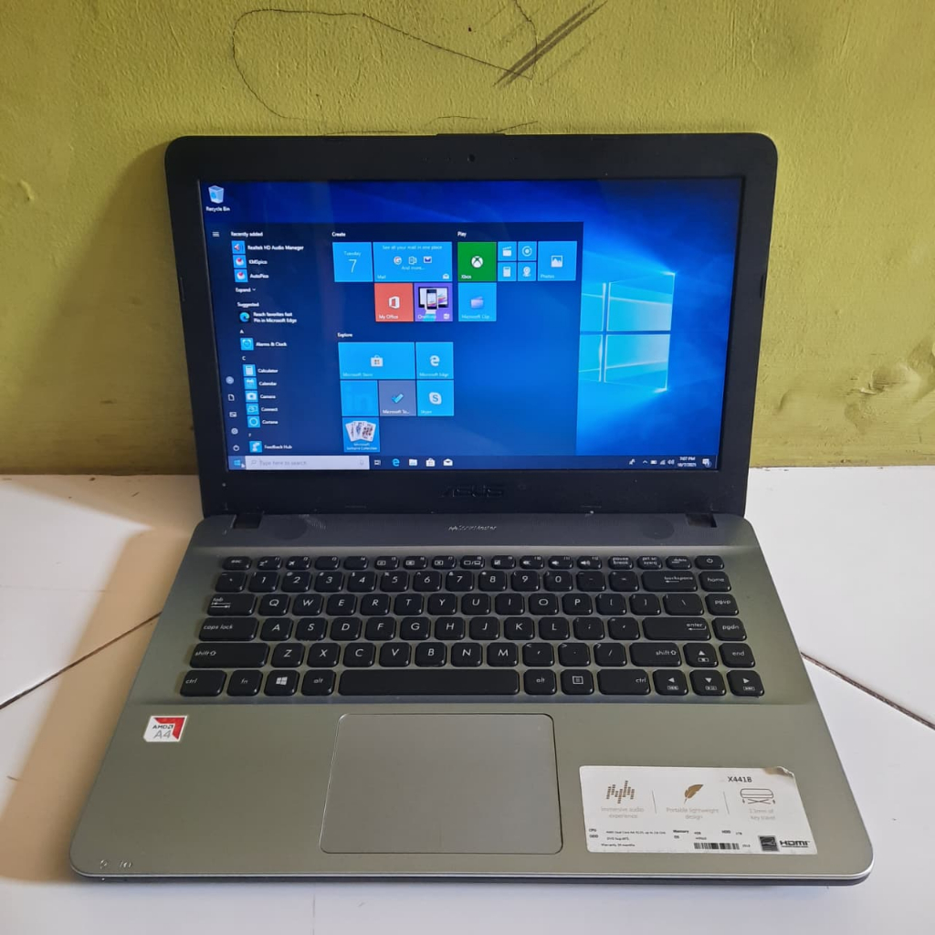 Laptop Asus X441B AMD A4 9125 RAM 4GB SDD 120GB SECOND