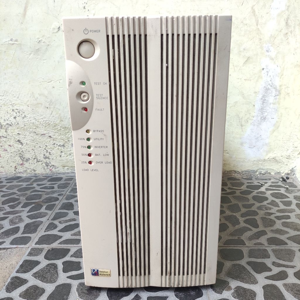 UPS VEKTOR 3000VA 2100WATT MS/ML+3000 UPS 3KVA ON SINEWAVE