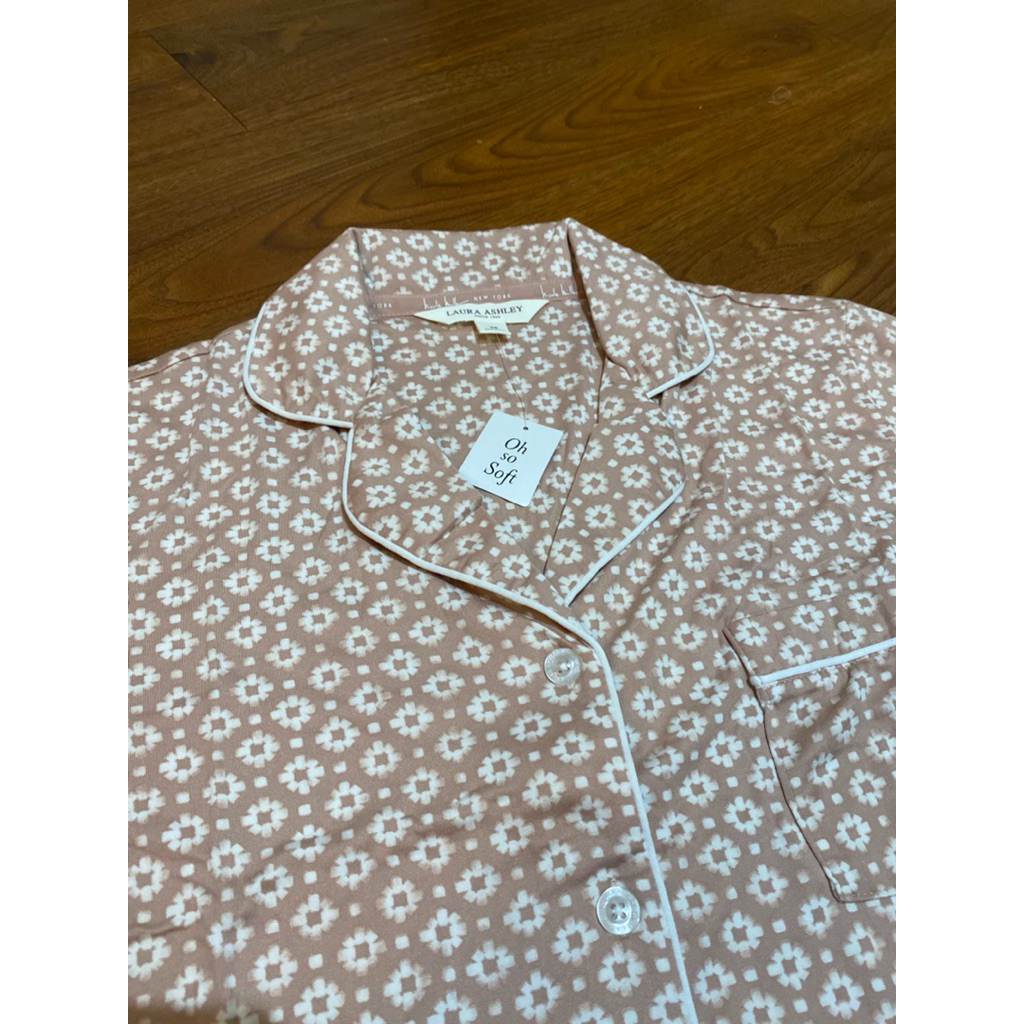 NEW PIYAMA LAURA ASHLEY SIZE M
