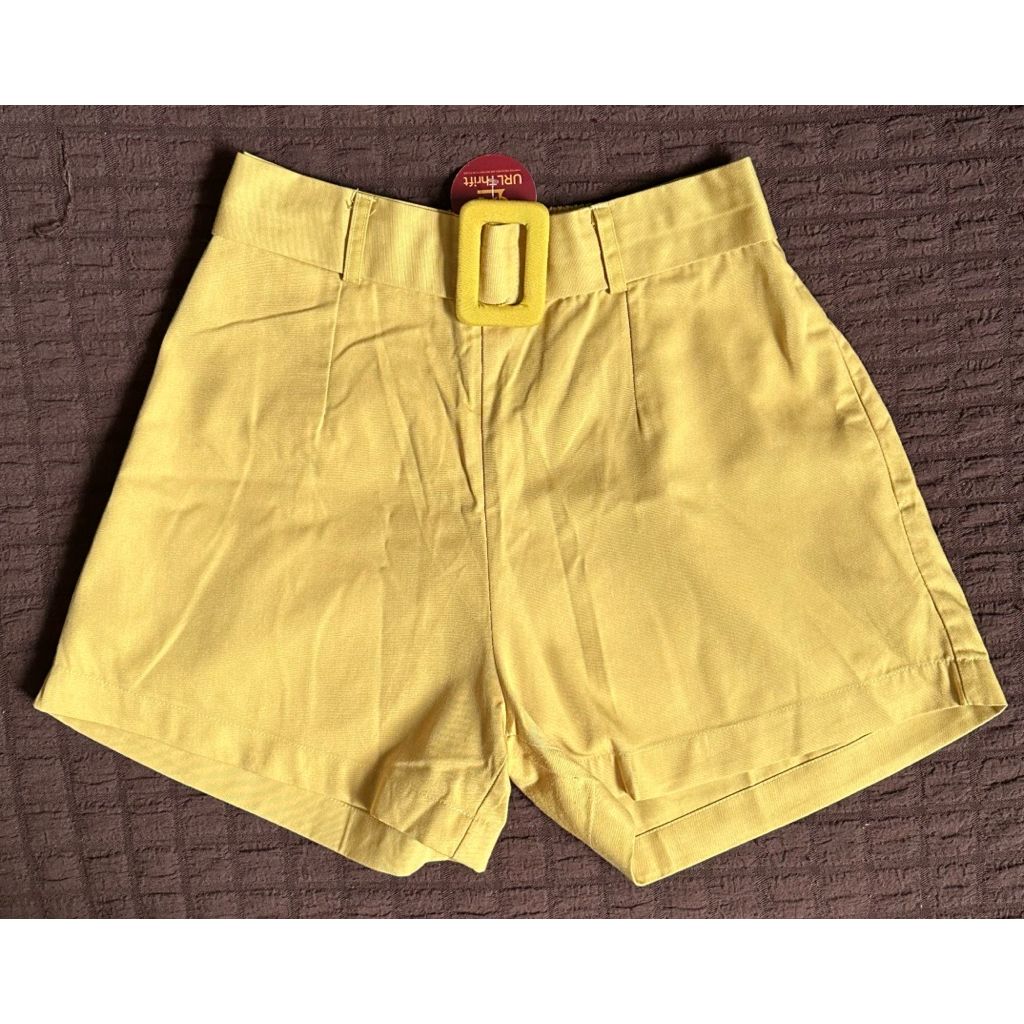 PRELOVED CELANA PENDEK WANITA WARNA KUNING