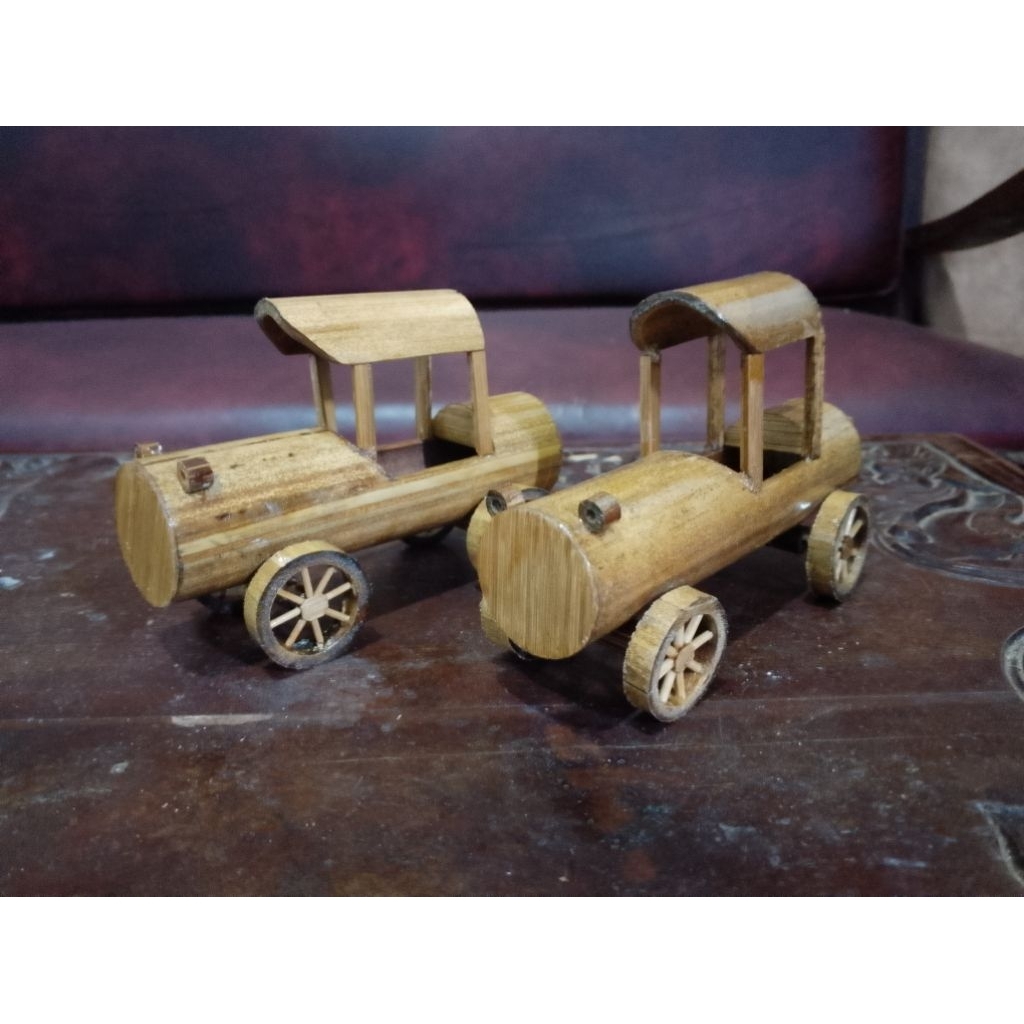 miniatur mobil klasik