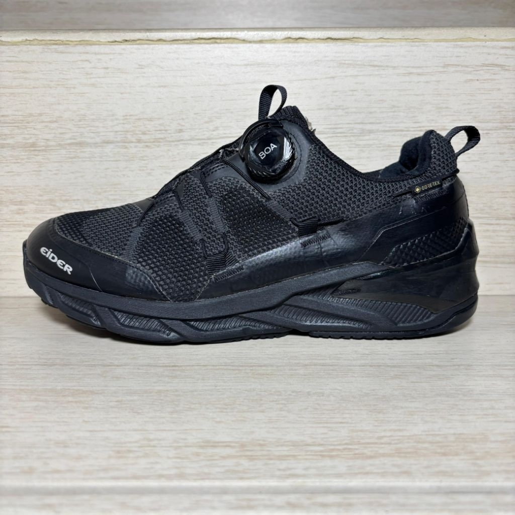 SEPATU OUTDOOR TREKKING HIKING & RUNNING EIDER BOA SYSTEM / TALI PUTAR SECOND ORIGINAL  [ MURAH ]