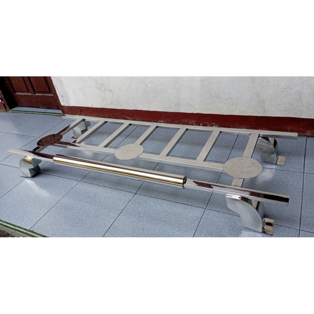 Thule truk bahan stainless
