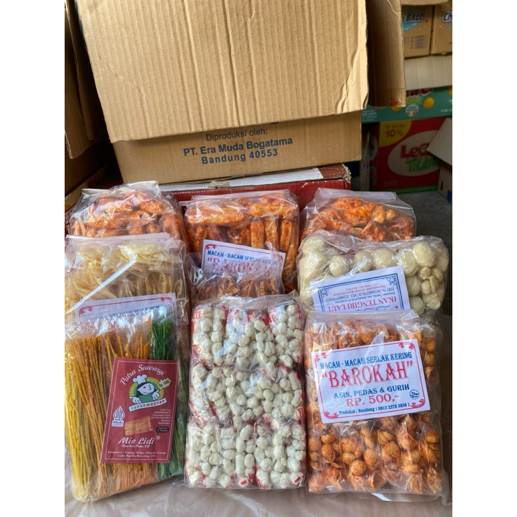 Cemilan Pedas & Tidak Pedas (Mie Lidi/ Opak/ Pilus Cikur/ Kerupuk Kerang/ Bakso Kering/ Basreng/ Mak