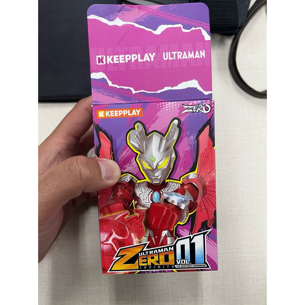 Keepplay vol.1 secret ultimate shining ultraman zero ofc