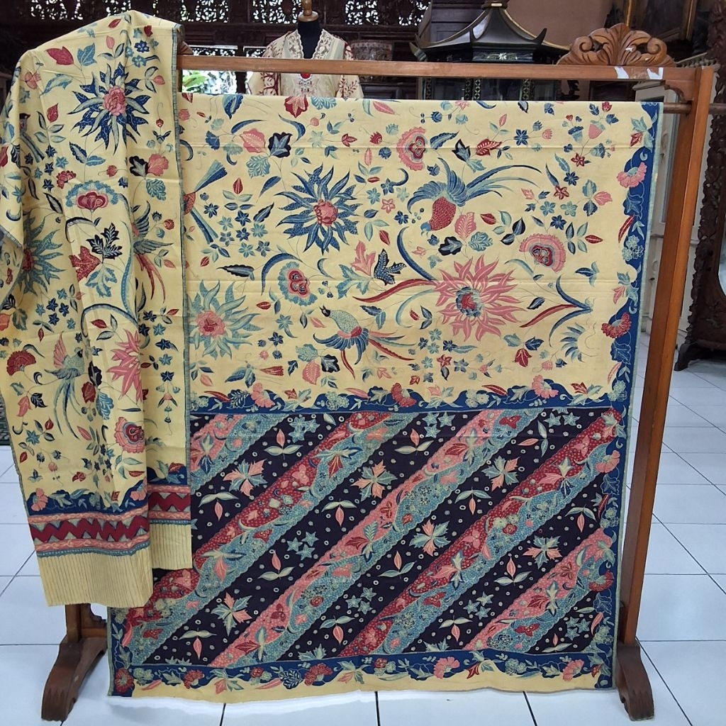 Kain Batik Tulis Lawas Antik/Kain Batik Tulis Dlorong Buketan/Kain Buketan Encim/Kain Buketan Lawas