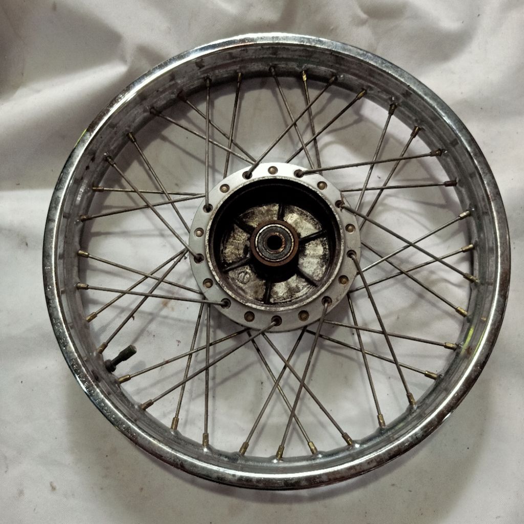 tromol teromol roda belakang set ruji velg union cycle Kawasaki ninja r M Oryginal second bekas
