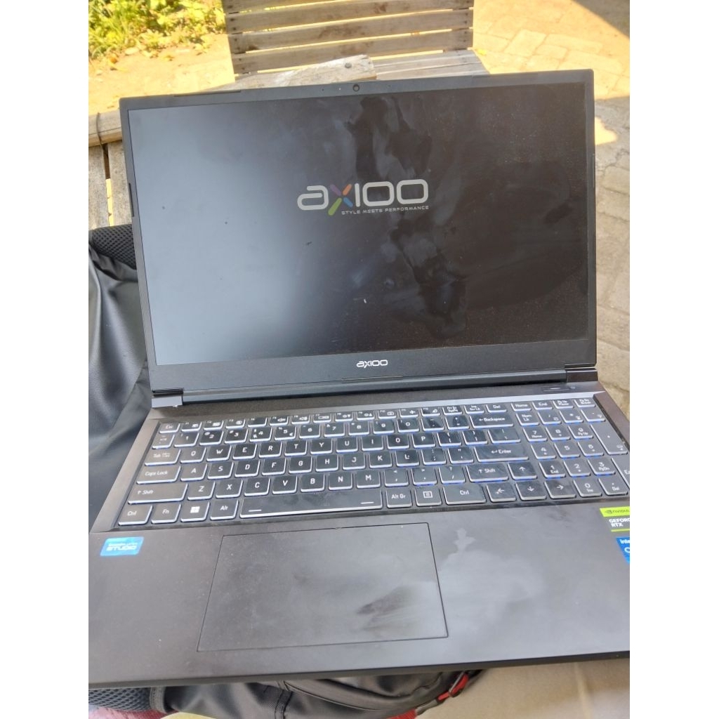 AXIOO SECOND PONGO 725