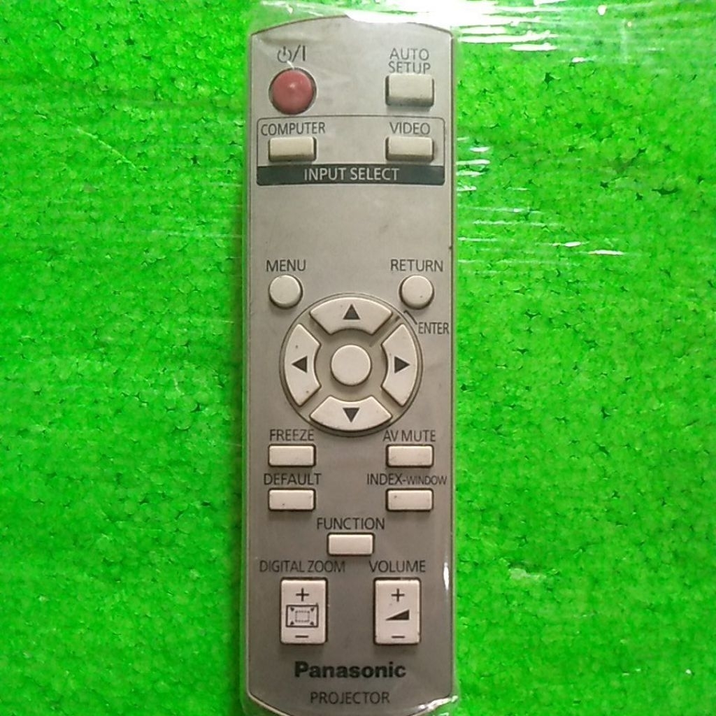 Remote proyektor panasonic