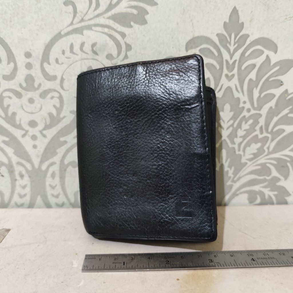 Dompet pria Elizabeth preloved