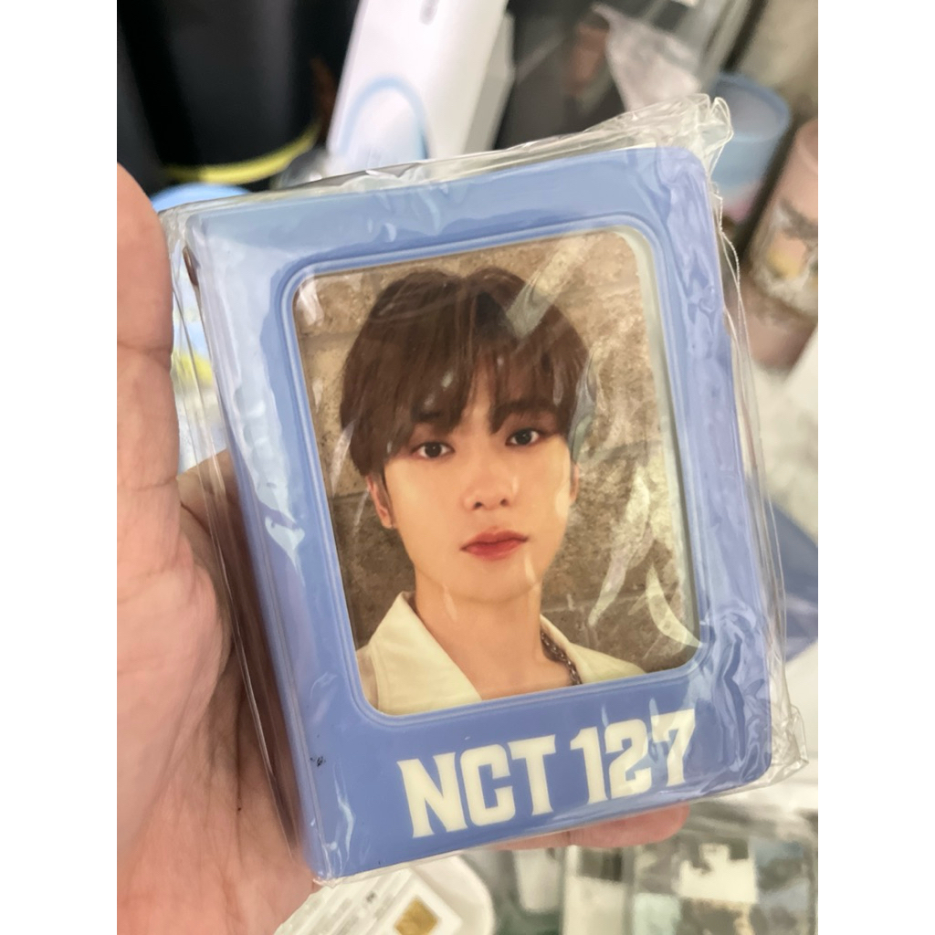 Jastip Kwangya Ready Stock Kolbuk Jaehyun Magnet SMCU Jeno Haechan Mark Brooch Yeri Seulgi Wendy Red