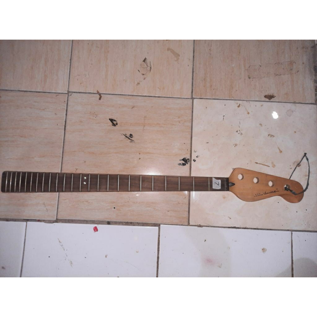 Neck bass neo classicm dame 4 string