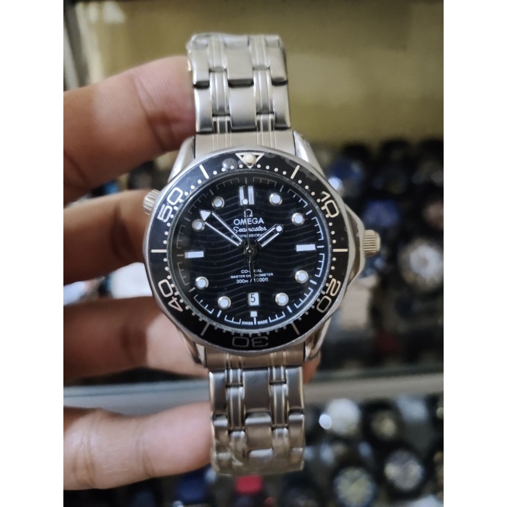 Jam Tangan Omega Seamaster Limited Edition