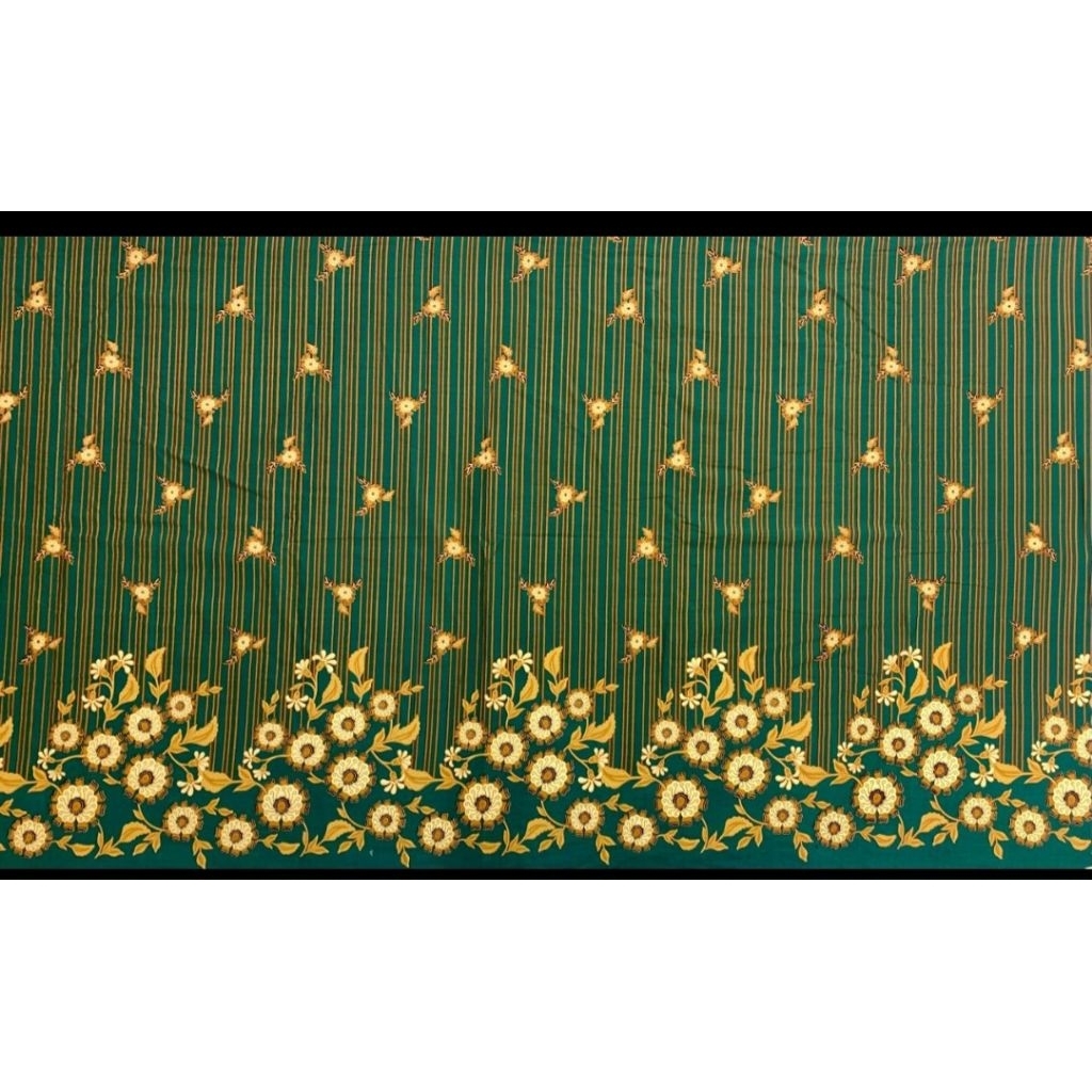 Kain meteran batik Danar Hadi