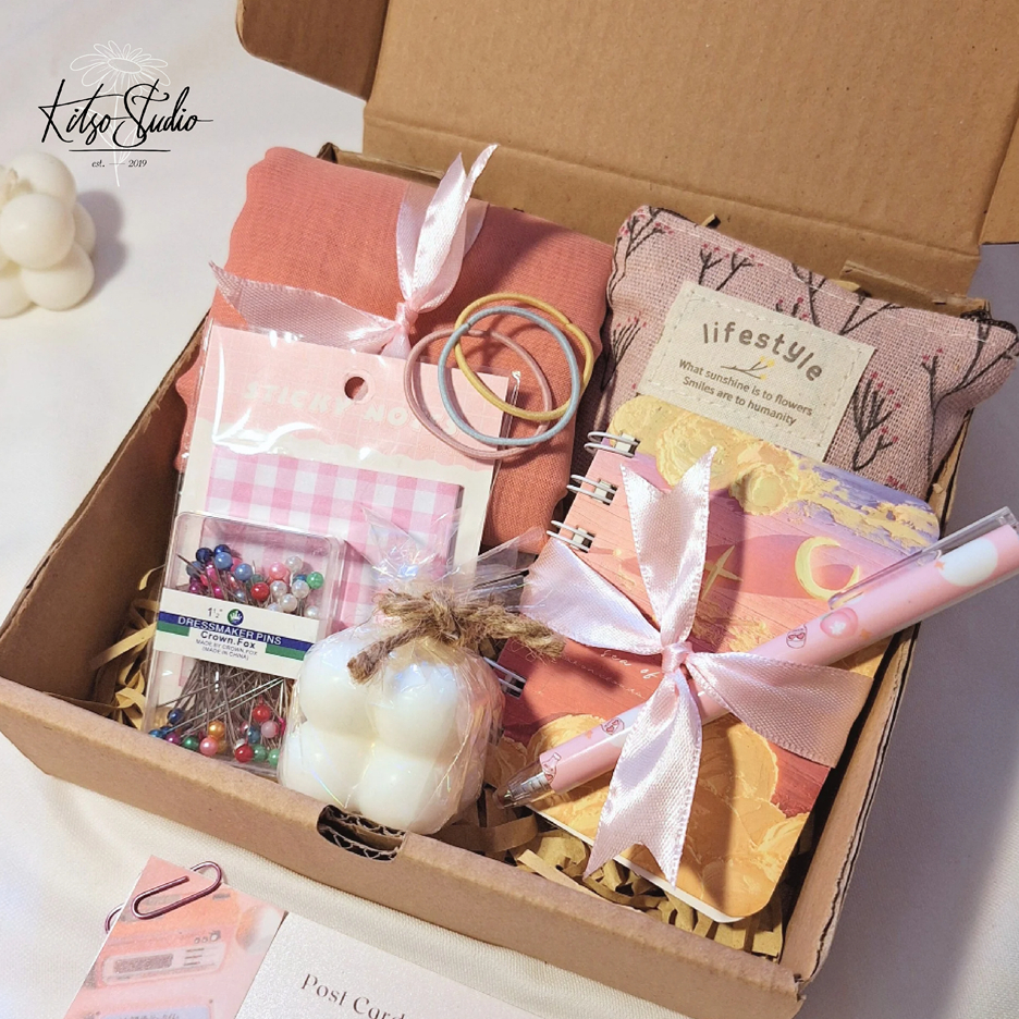 [KITSO] Hampers Korean Gift Box Hijab Tote Bag Aesthetic untuk Kado Ultah / Wisuda / Anniv