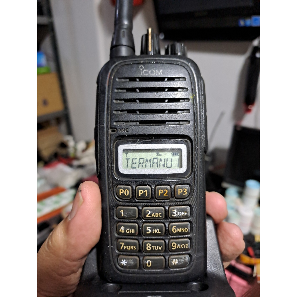 HT ICOM IC-V88 NORMAL BENTUK KECIL PRAKTIS ICOM V88 FREKUENSI VHF TINGGAL PAKAI