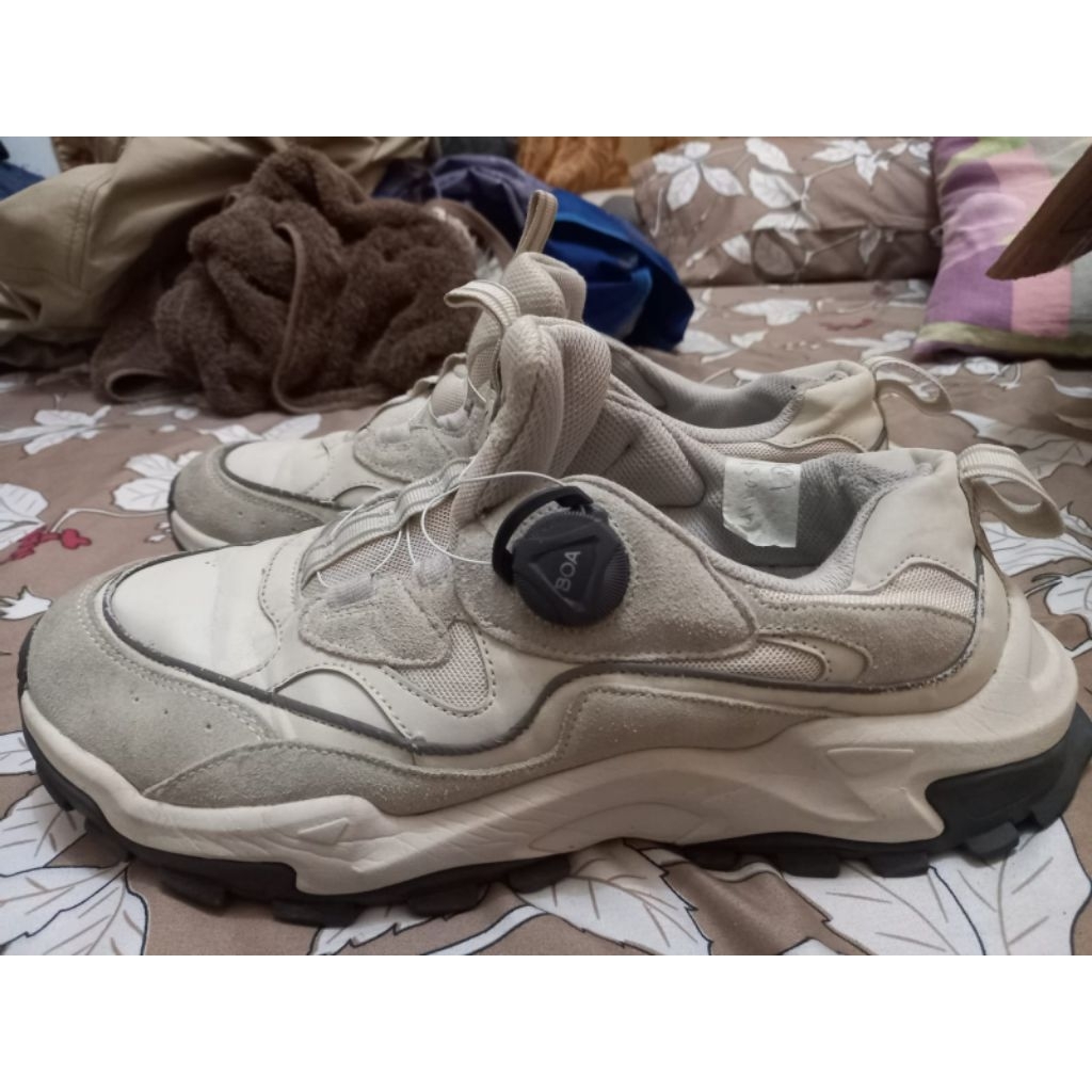 sepatu boa system