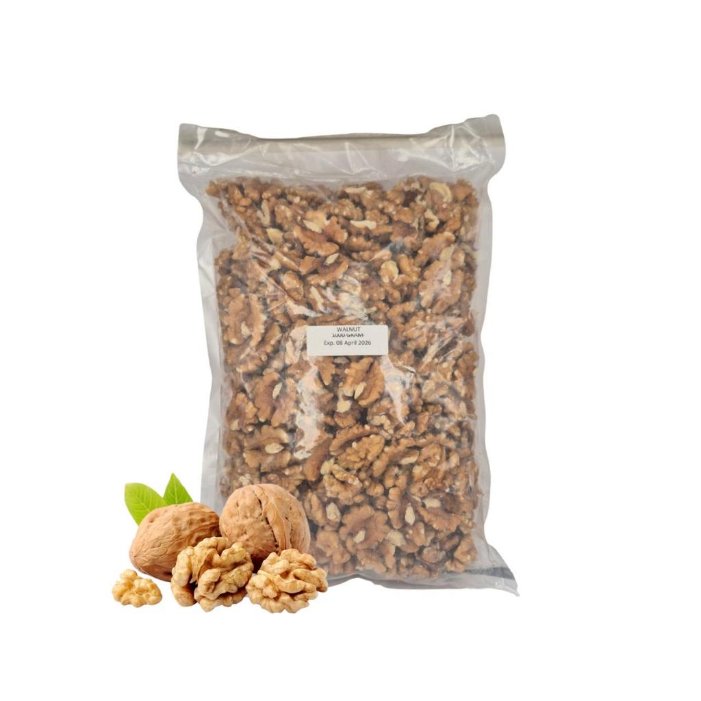 Walnut Kupas 1 KG Premium / Kacang Kenari Mentah Tanpa Cangkang 1000g / Roasted Baking