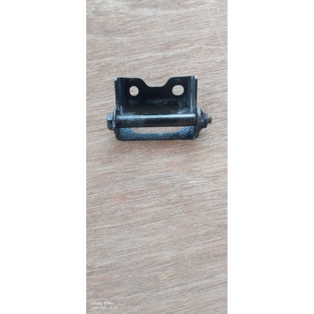 Engsel Jok Honda Revo Absolute Blade Ori Bekas Second Copotan Motor