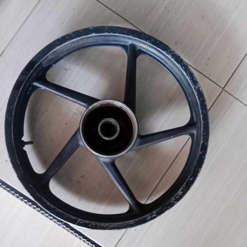 pelek velg belakang honda revo absolut pnp karisma ukuran 17 original copotan motor