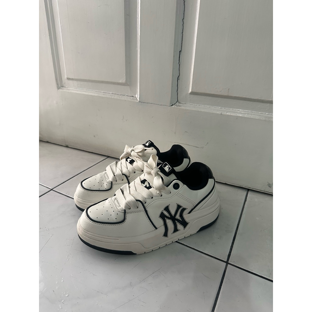 MLB shoes / sepatu MLB (size 38)